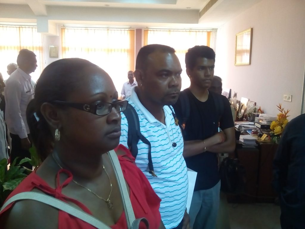 ரி யூனியன் தமிழ் அறிஞர்களுடனான கலந்தாய்வு